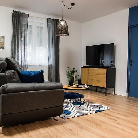 Danubio****2 Bedrooms-Be In The Center Of It All! 布达佩斯 外观 照片