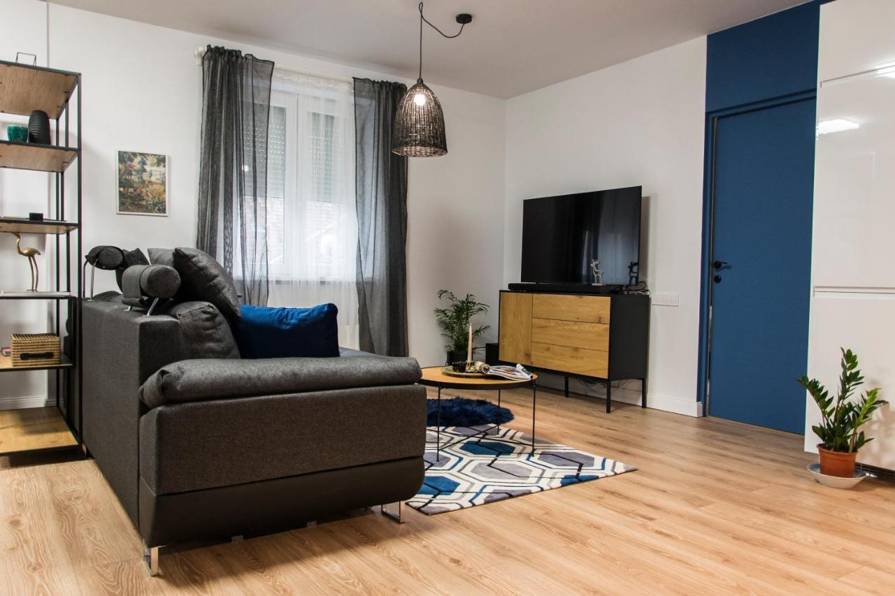 Danubio****2 Bedrooms-Be In The Center Of It All! 布达佩斯 外观 照片